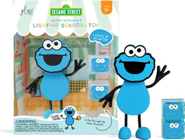 Glo Pals חברים זוהרים באמבטיה - שתי קוביות ובובה - רחוב סומסום עוגיפלצת - Glo Pals