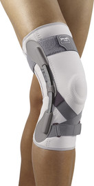 Push Braces תומך ברך עם צירים Med