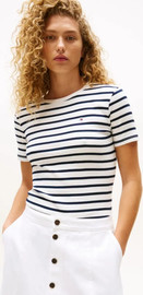 TOMMY HILFIGER חולצת טישירט קצרה טומי הילפיגר Flag Embroidery Crew Neck Slim נשים - טומי הילפיגר - MultiColor