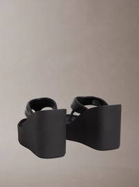Calvin Klein סנדלי קלווין קליין Melia - Leather Platform Wedge נשים