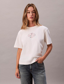 Calvin Klein חולצת טישירט קצרה קלווין קליין Cocktail Logo Graphic Boxy נשים - קלווין קליין - White