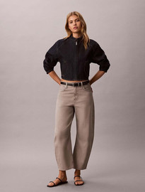 Calvin Klein גינס קלווין קליין Cropped Barrel Jean נשים - קלווין קליין - Brown