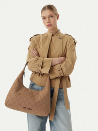 Calvin Klein תיק קלווין קליין Emblem Jacquard Shoulder Bag נשים - קלווין קליין - Brown