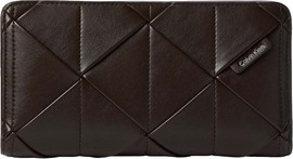 Calvin Klein ארנק קלווין קליין Woven Passport Longfold נשים - קלווין קליין - Brown