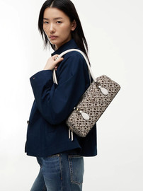 TOMMY HILFIGER תיק טומי הילפיגר Textile Jacquard Rectangular Shoulder נשים - טומי הילפיגר - Beige